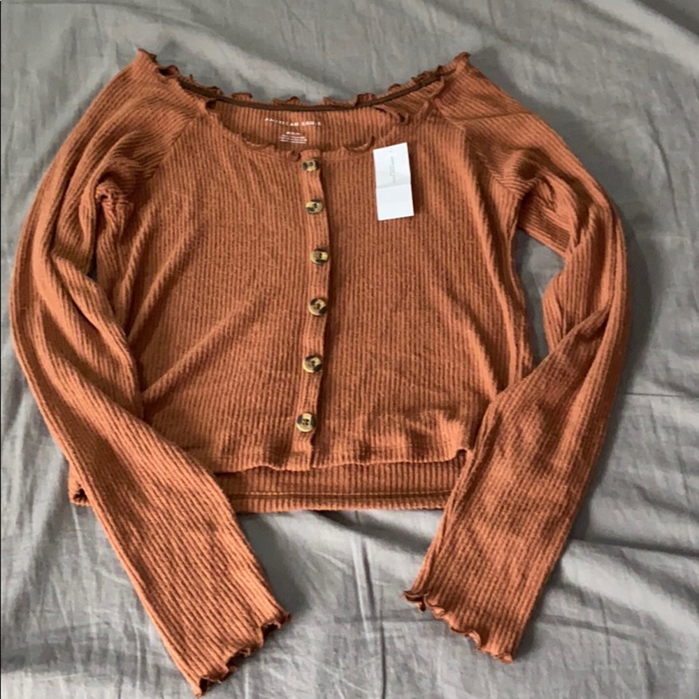 American Eagle shirt